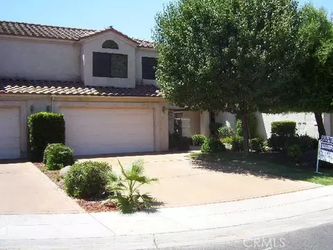 2412 Driftwood Dr, Madera, CA 93637 photo 1