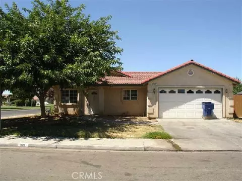 989 La Perla Ln, Madera, CA 93638 photo 1