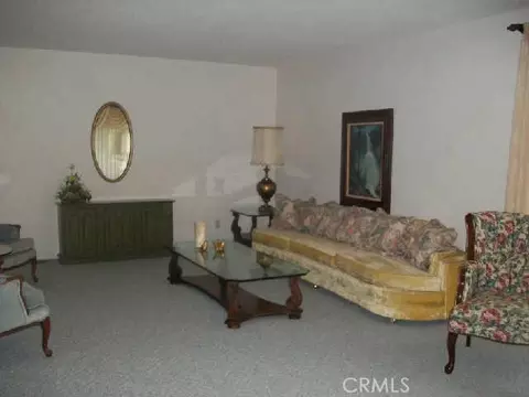 174 N Park Dr, Madera, CA 93637 photo 1