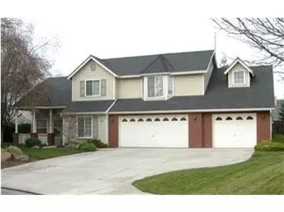 1795 N Caesar Ave, Clovis, CA 93619 photo 1