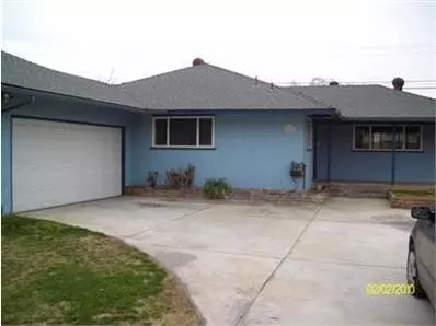 3014 Willis, Fresno, CA 93726 photo 1