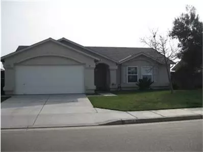 3104 Ren Way, Madera, CA 93637 photo 1