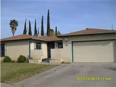 69 W Ashcroft Ave, Clovis, CA 93612 photo 1