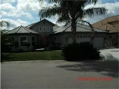 4590 N Outlook Ct, Clovis, CA 93619 photo 1