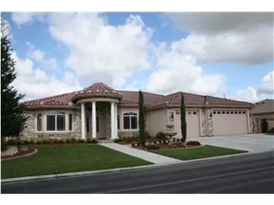 3240 Arcadian St, Chowchilla, CA 93610 photo 1