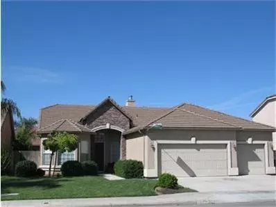 2635 Robinwood Ave, Clovis, CA 93611 photo 1