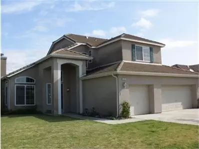 2827 Twain Ave, Clovis, CA 93611 photo 1