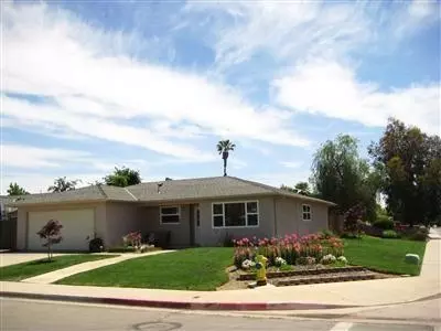 1412 Buckingham Ave, Clovis, CA 93611 photo 1