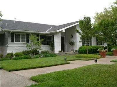 11695 E Browning Ave, Clovis, CA 93619 photo 1
