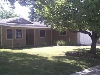 2853 Fordham Ave, Clovis, CA 93611 photo 2