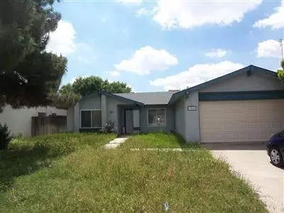 1568 Bullard Ave, Clovis, CA 93611 photo 1