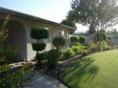 6851 E Lyell Ave, Fresno, CA 93727 photo 2