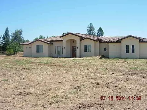 2390 N Mccall Ave, Sanger, CA 93657 photo 1