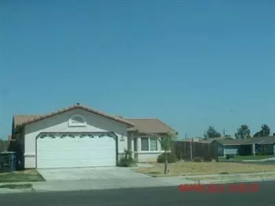 1735 Madison Dr, Madera, CA 93638 photo 1