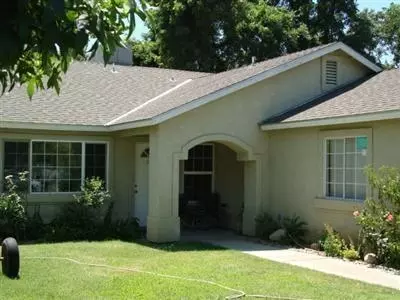 4784 E Montecito Ave, Fresno, CA 93702 photo 1