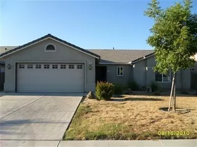 1876 Catherine Ave, Sanger, CA 93657 photo 1