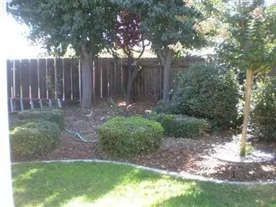 492 Strauss Ln, Madera, CA 93637 photo 6