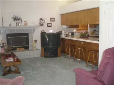 492 Strauss Ln, Madera, CA 93637 photo 5