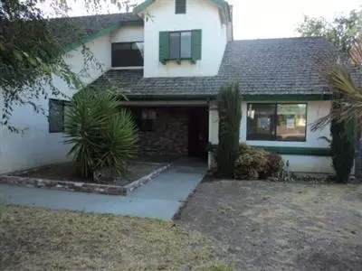 3261 Ezie Ave, Clovis, CA 93611 photo 1