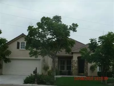 11085 E Le Conte Pass Ct, Clovis, CA 93619 photo 1