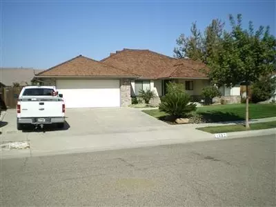 1332 Lincoln Ln, Lemoore, CA 93245 photo 1