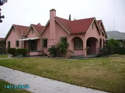 554 E Oleander Ave, Fresno, CA 93706 photo 1