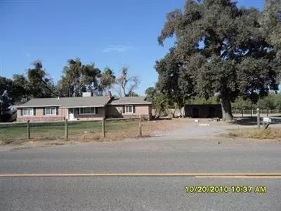 7980 21st Ave, Lemoore, CA 93245 photo 1