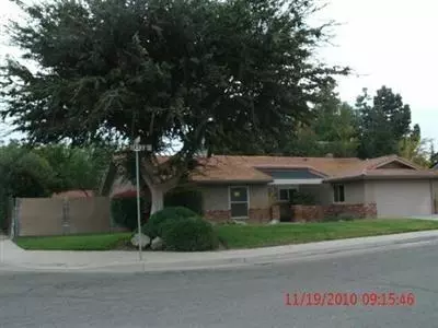 171 N Terry Ave, Clovis, CA 93612 photo 1