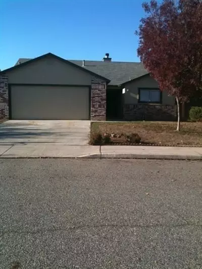 2114 Harrison Ct, Chowchilla, CA 93610 photo 1