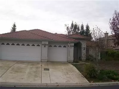7125 Emerald St, Chowchilla, CA 93610 photo 1