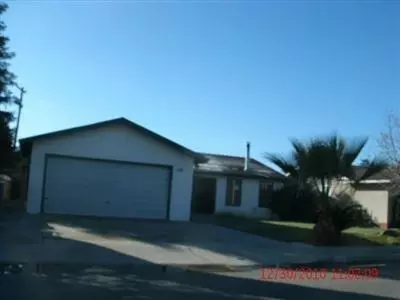 202 Poppy Ln, Clovis, CA 93612 photo 1