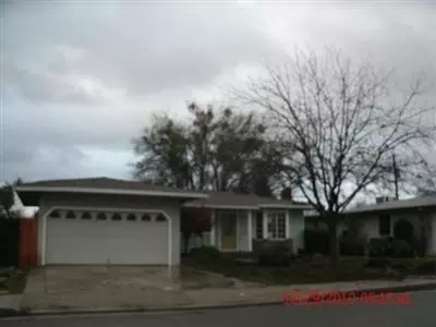 1441 Oak St, Selma, CA 93662 photo 1