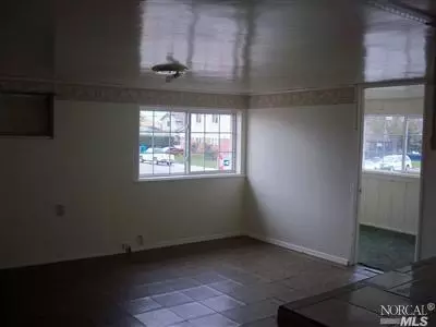 191 W Chestnut St, Dixon, CA 95620 photo 9