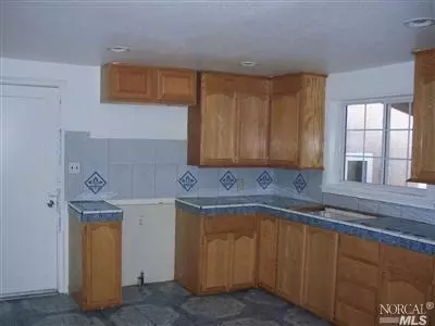 191 W Chestnut St, Dixon, CA 95620 photo 3