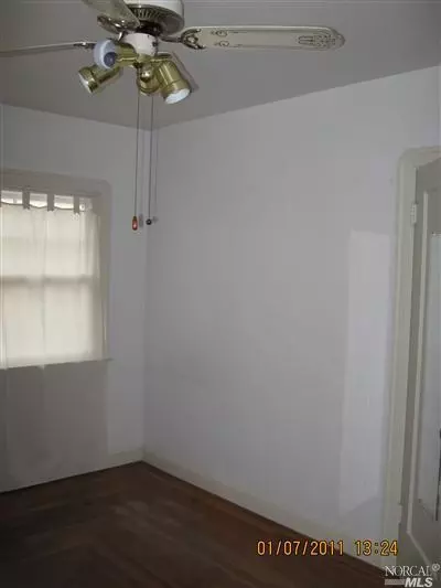 514 Steffan St, Vallejo, CA 94591 photo 3