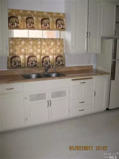 514 Steffan St, Vallejo, CA 94591 photo 4