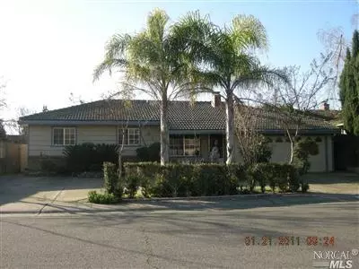 611 W D St, Dixon, CA 95620 photo 1