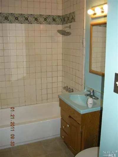 611 W D St, Dixon, CA 95620 photo 10