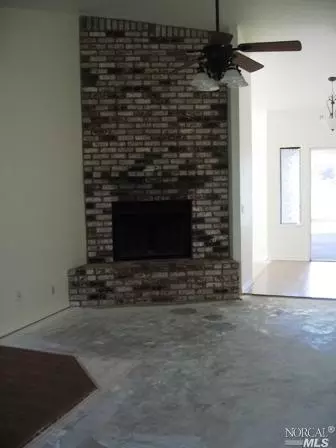 820 Sommer Dr, Dixon, CA 95620 photo 3