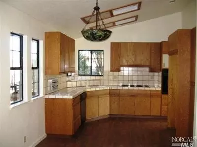 820 Sommer Dr, Dixon, CA 95620 photo 2