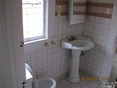 614 York St, Vallejo, CA 94590 photo 7