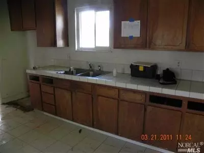 160 Leonard St, Vallejo, CA 94589 photo 5
