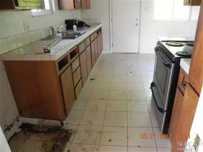 160 Leonard St, Vallejo, CA 94589 photo 4