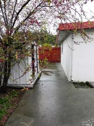 1225 Coronel Ave, Vallejo, CA 94591 photo 2