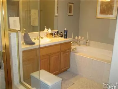 8909 Chantilly Ct, Vallejo, CA 94591 photo 12