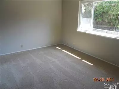 400 Christopher Way, Vallejo, CA 94589 photo 7