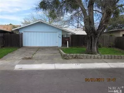 207 Ash St, Vacaville, CA 95688 photo 1