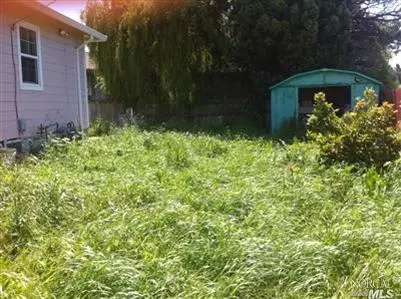 937 Pine St, Vallejo, CA 94590 photo 4