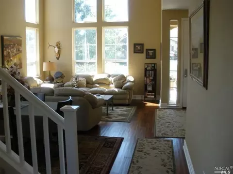 2841 Thornbury Ct, Vallejo, CA 94591 photo 3