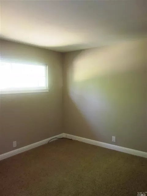 568 Trinity Ct, Dixon, CA 95620 photo 11